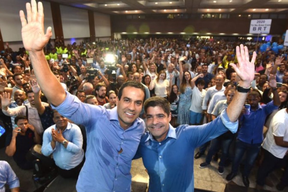 Salários de ACM Neto e Bruno Reis voltam a ser pagos de forma integral