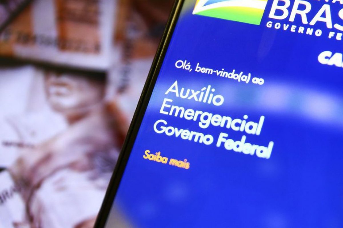 Auxílio Emergencial foi a única renda para mais de 4 mil famílias, diz Ipea