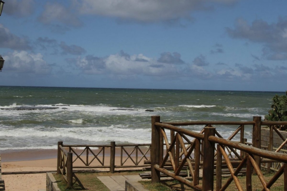 Turista morre afogado em praia de Arembepe