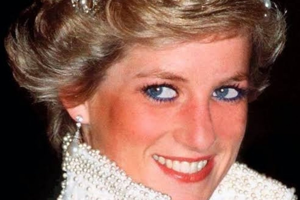 Palácio de Kensington ganhará uma nova estátua da Princesa Diana