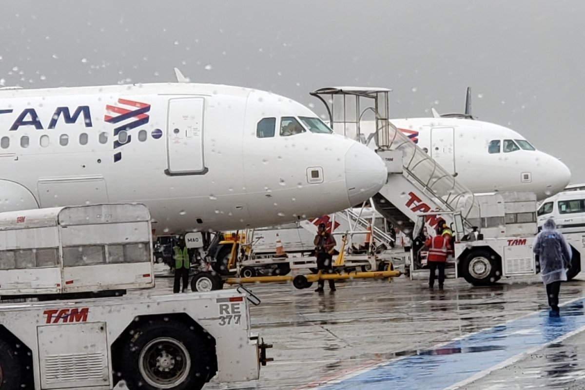 Passageira passa mal e voo precisa ser desviado