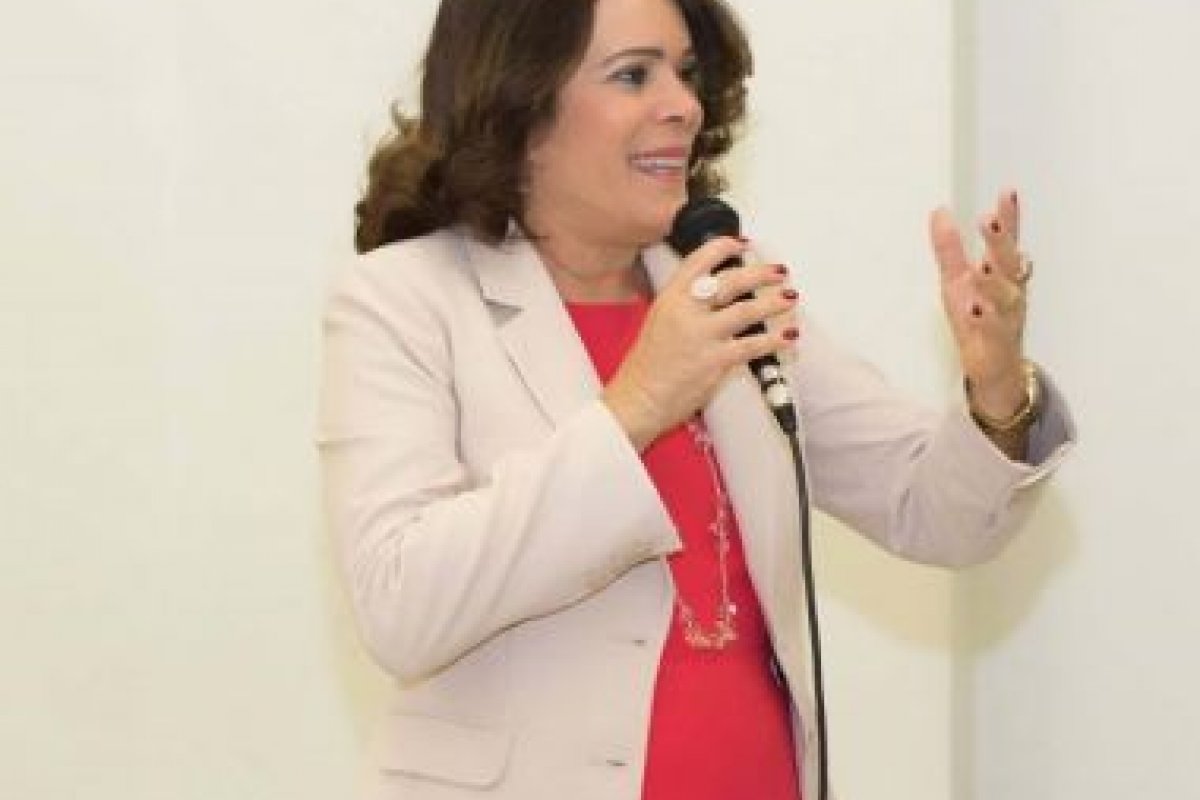 Prefeita de Araçás virá ré por irregularidades em contratos para São João