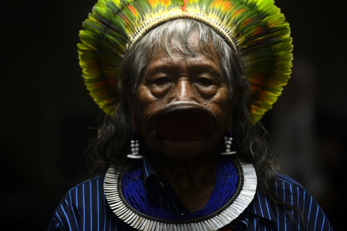 Cacique Raoni é internado após testar positivo para a covid-19