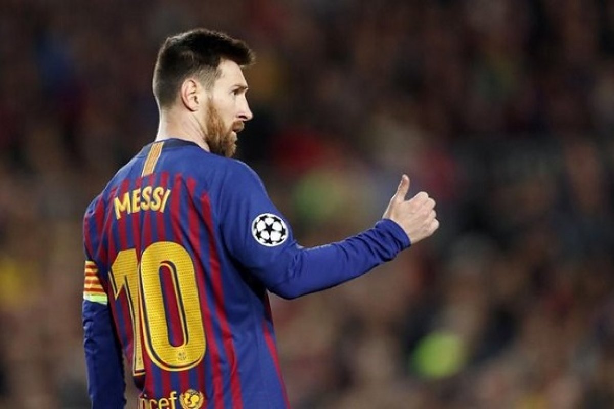Messi não se reapresenta no Barcelona e caso pode para na justiça