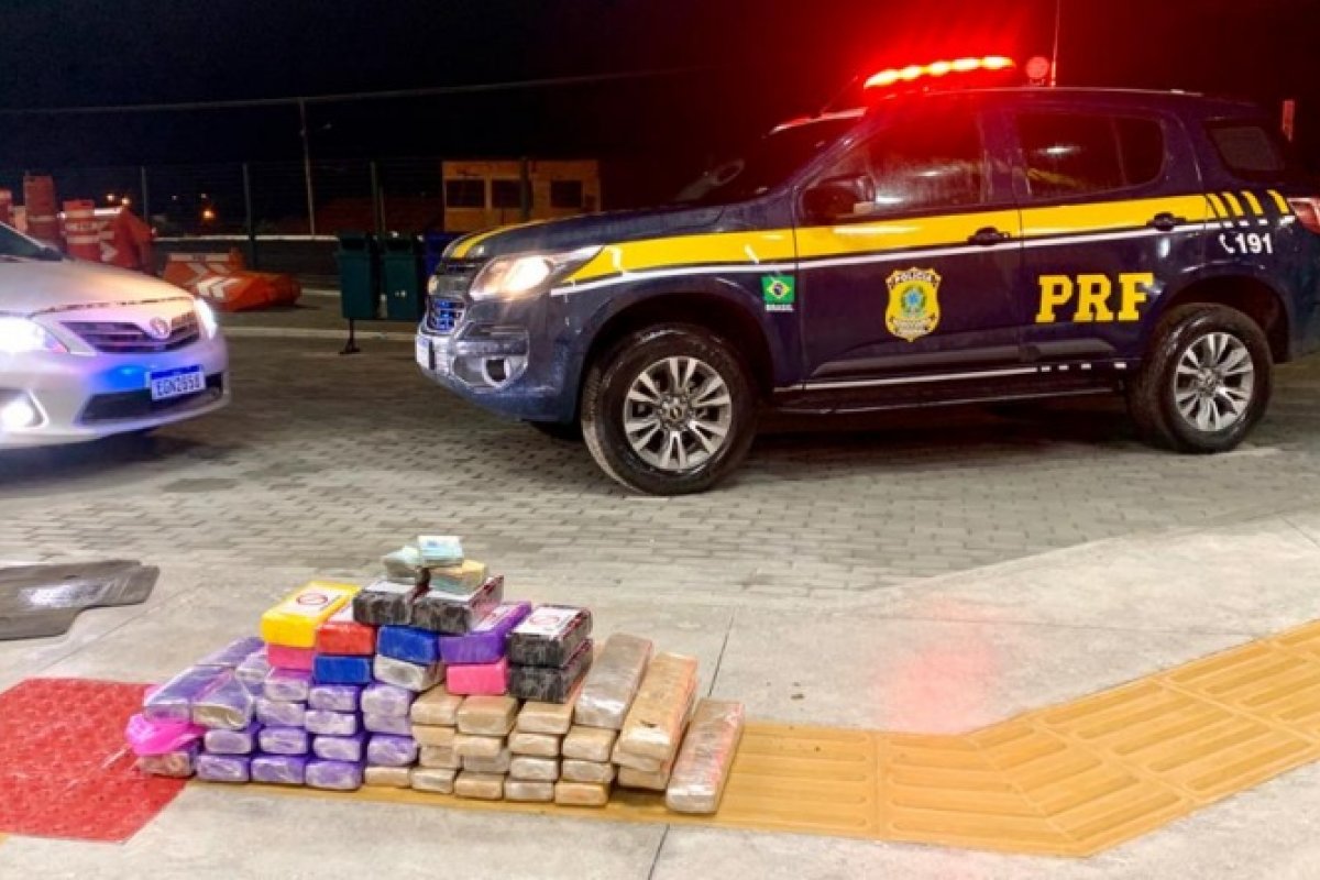 Casal é preso em flagrante por tráfico de drogas em Paulo Afonso, na Bahia