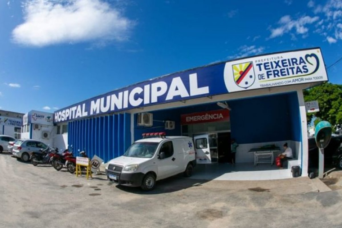 Mãe tenta segurar atiradores para proteger filho de tentativa de homicídio, em Teixeira de Freitas