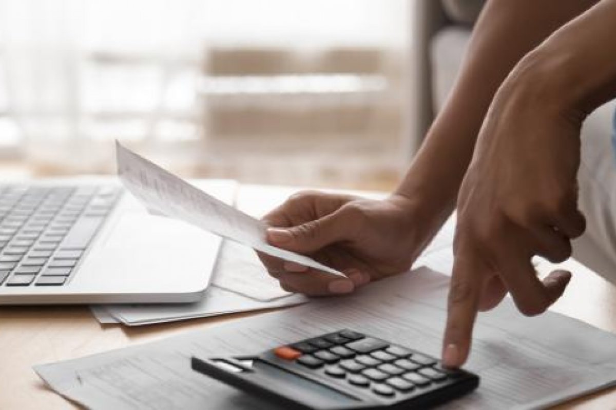 Fecomércio-BA aponta que endividamento atinge 66,3% das famílias de Salvador