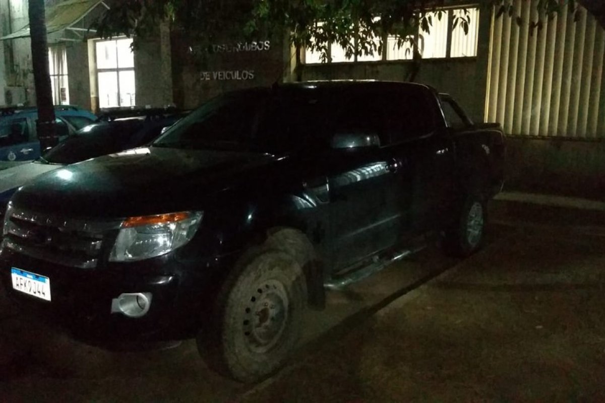 Dois homens são presos com carro com placa clonada, em Salvador