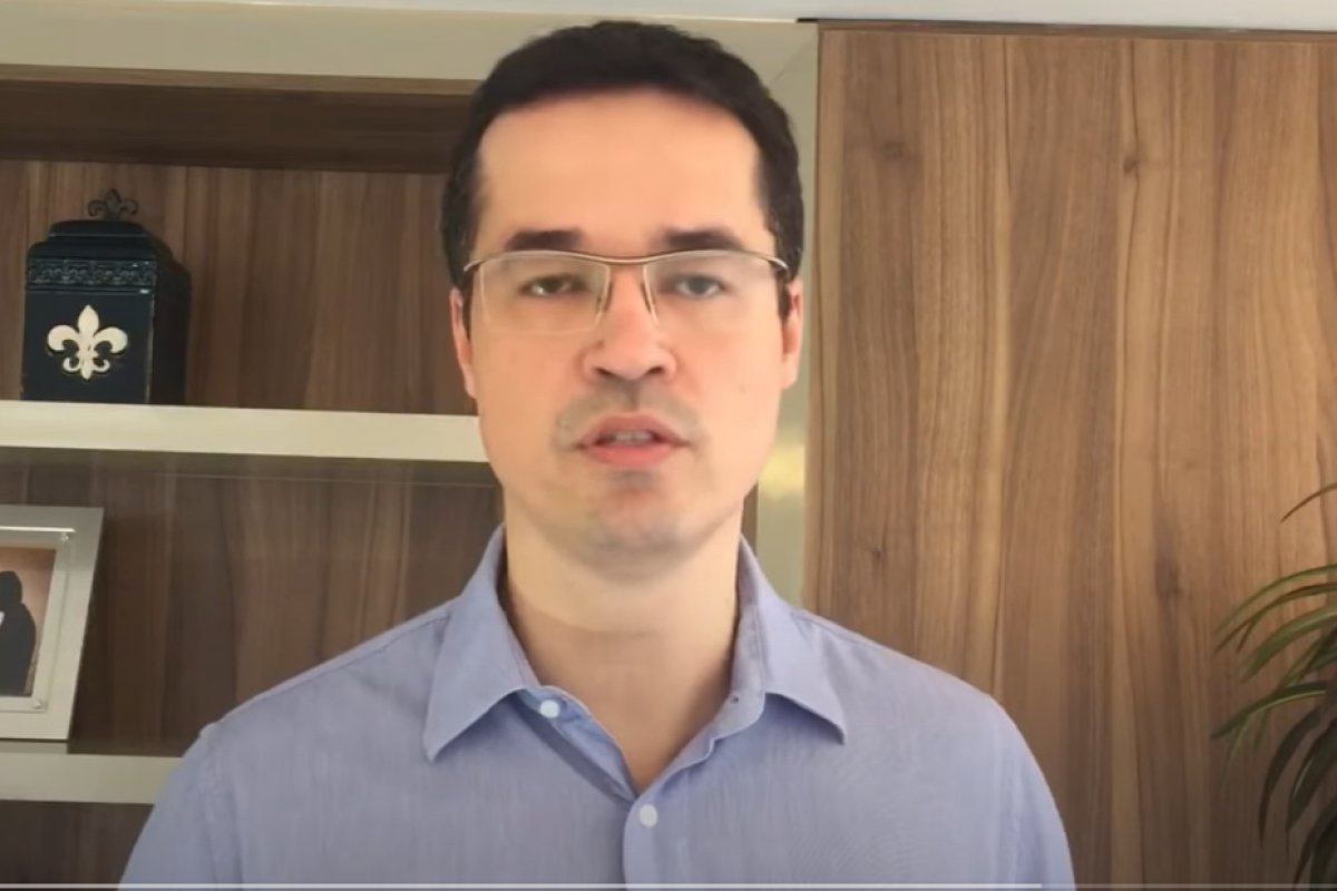 Deltan Dallagnol anuncia saída da coordenação da Lava Jato