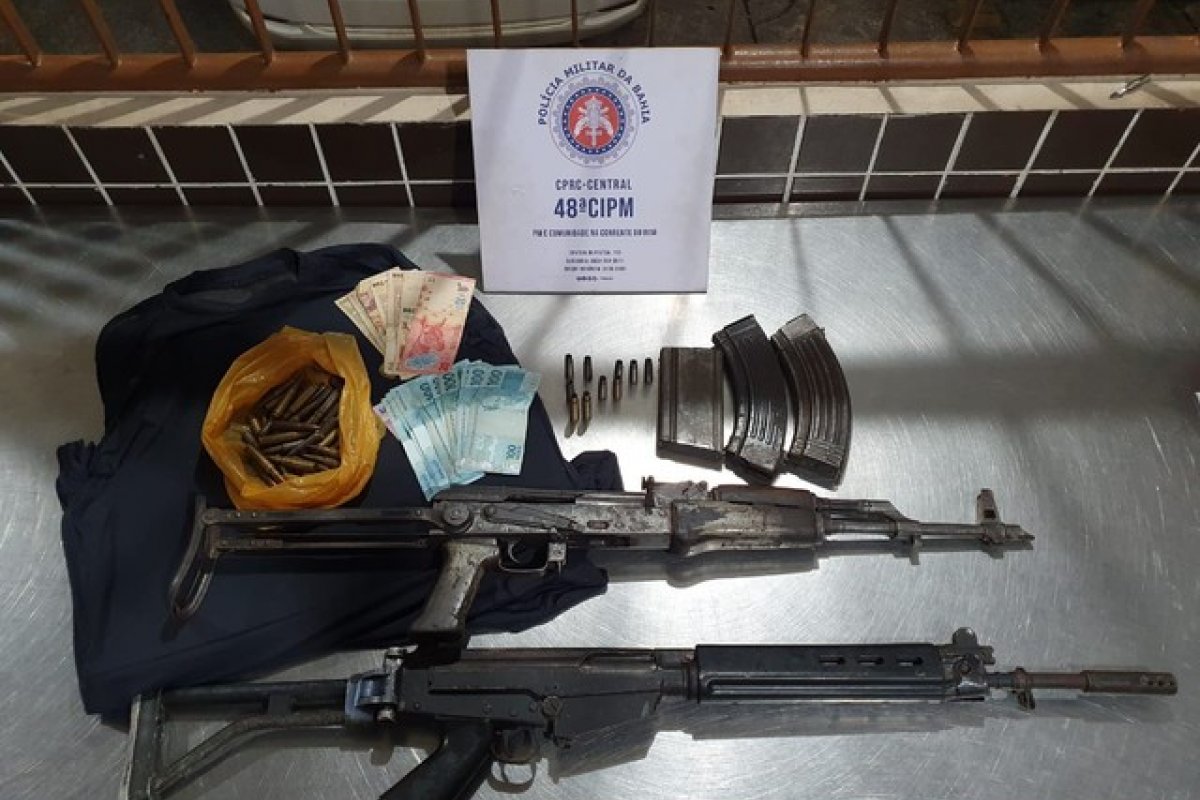 Dupla morre em confronto com PMs no bairro de Jardim Santo Inácio, em Salvador