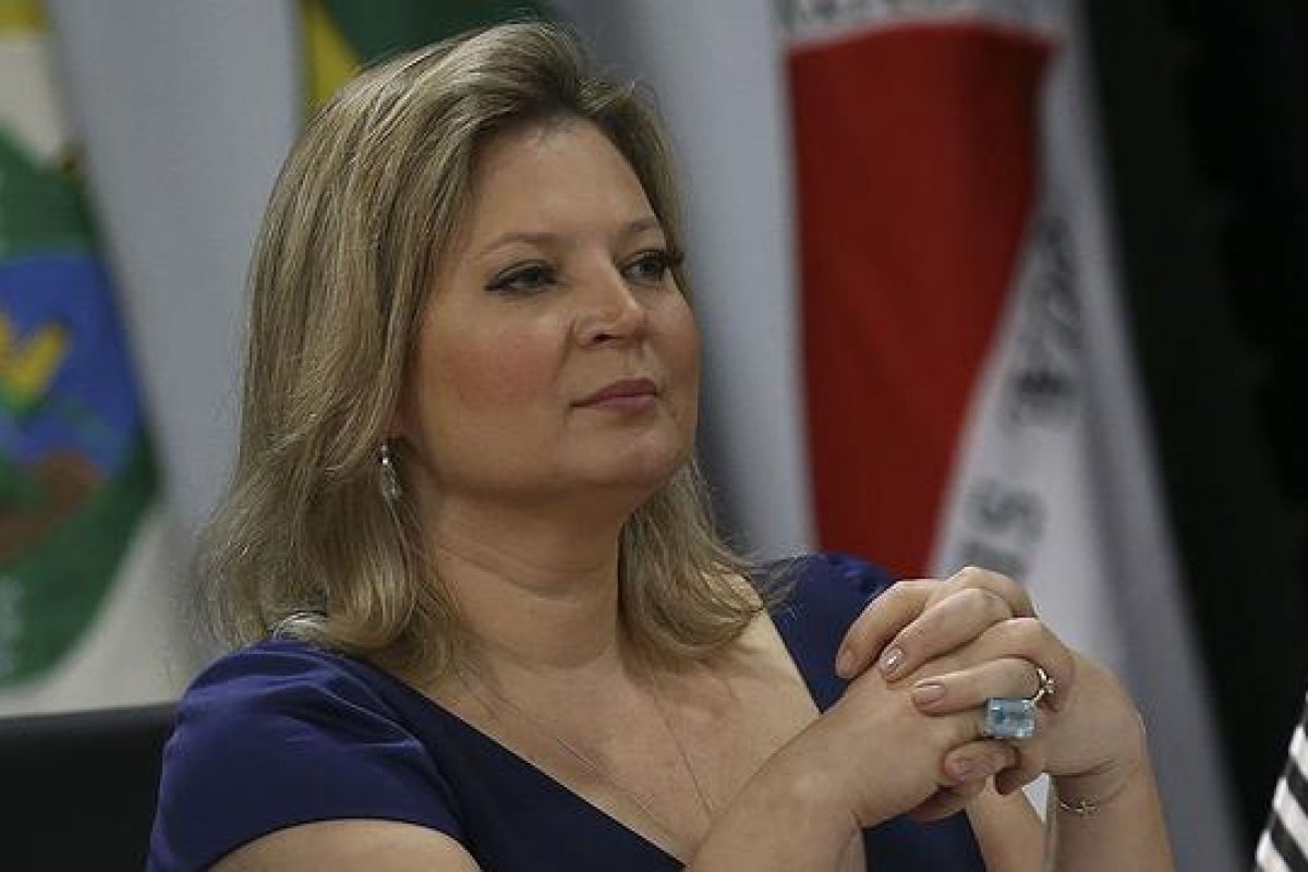 Apesar de apostar em Marcos Cintra, Joice Hasselmann escolhe Ivan Sayeg como vice