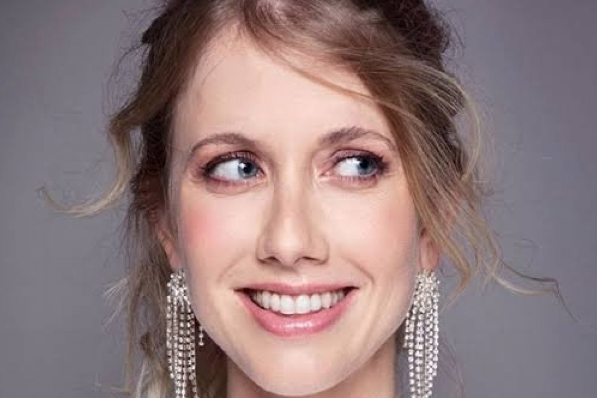 Gabriela Prioli lança curso on-line sobre política e valor impressiona