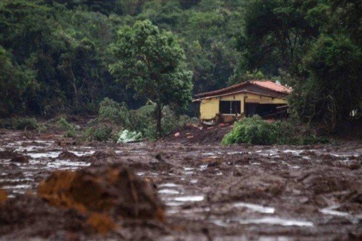 Senado aprova multa de até R$ 1 bilhão para empresas por desastres em barragens