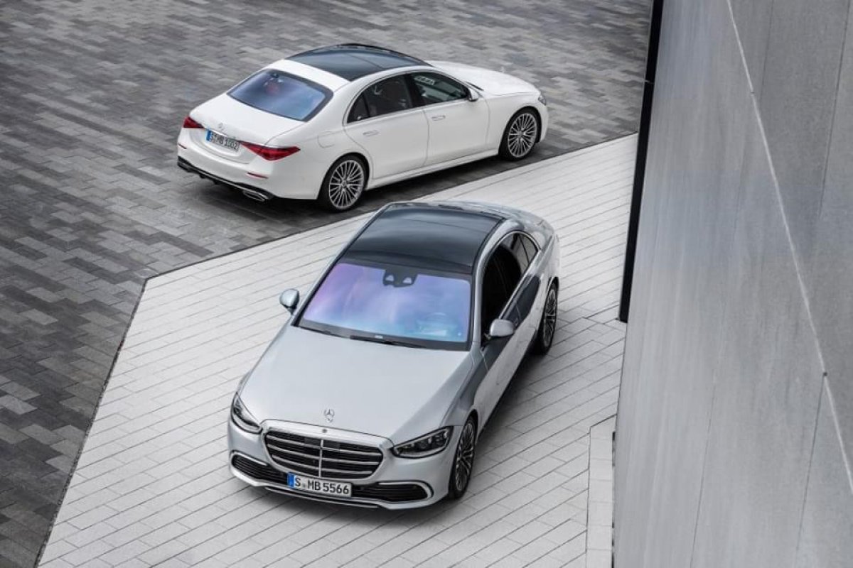 Mercedes Classe S evolui na conectividade sem motor elétrico