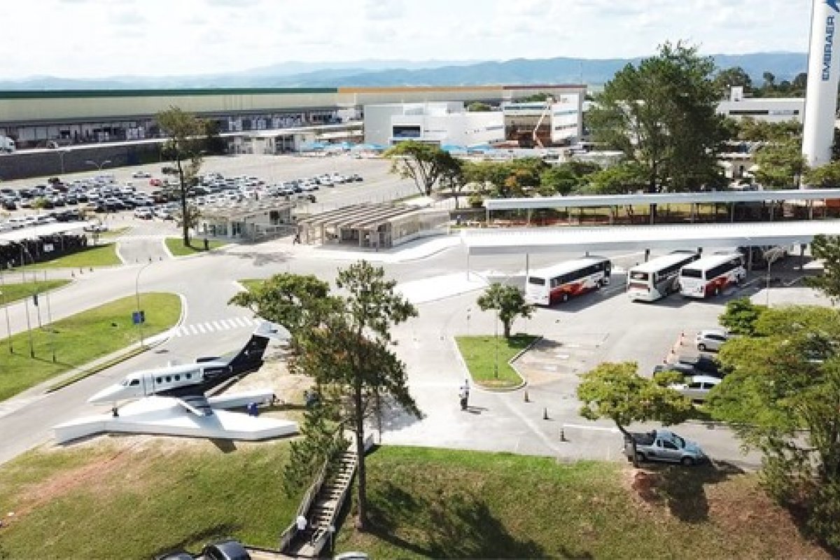 Embraer anuncia demissão de 2,5 mil funcionários no Brasil