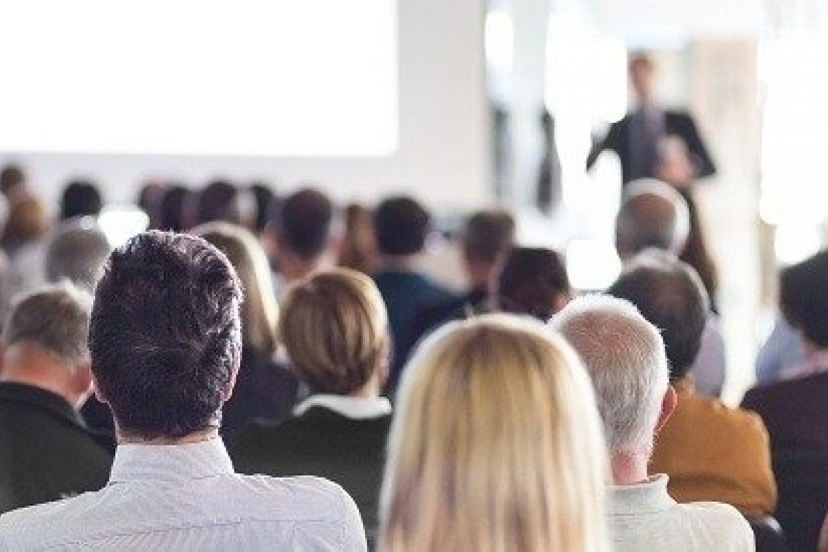 Palestra gratuita destaca importância dos exames de endoscopia e colonoscopia