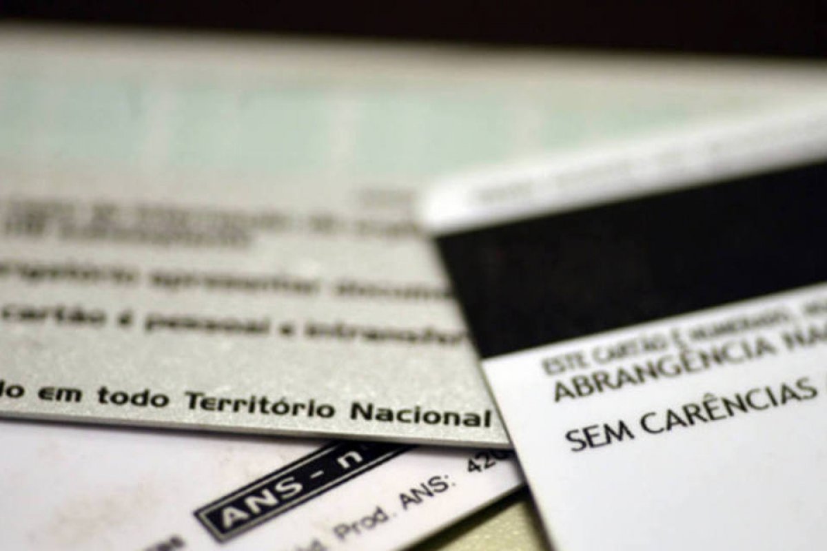 Planos de saúde só atendem 28,5% dos brasileiros, diz IBGE