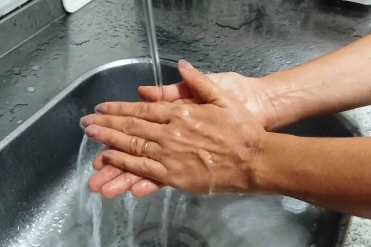 Mais de 2 milhões de casas não tem água encanada, aponta IBGE