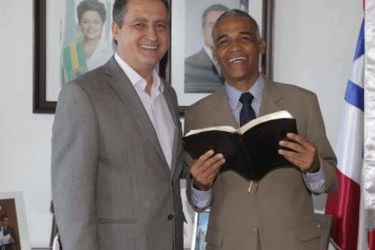 Tentando pulverizar base política, Rui apoia candidatura de Isidório e Eleusa