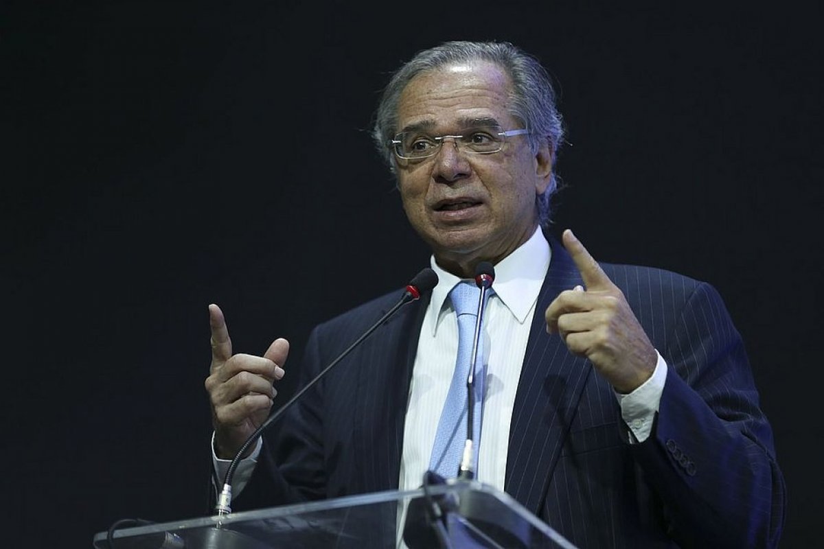 FGTS será liberado todo ano e confirma R$ 42 bi até 2020, afirma Paulo Guedes