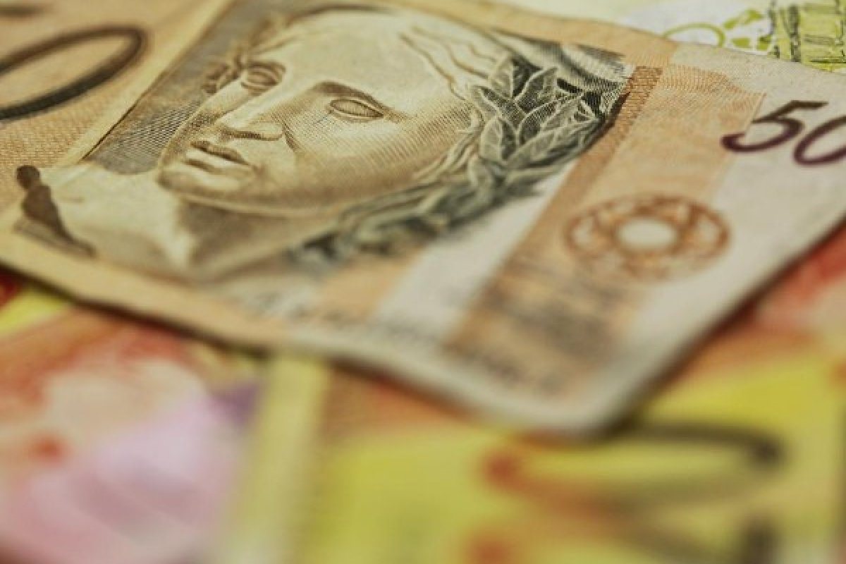 Pequenos negócios lideram alta média na busca por crédito, aponta Serasa