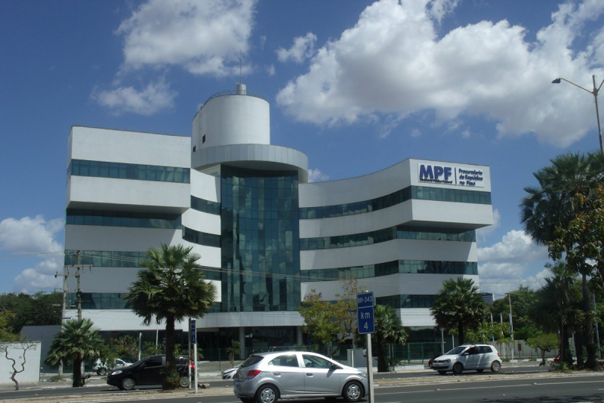 MPF recupera R$ 150 milhões no exterior com delação de doleiros