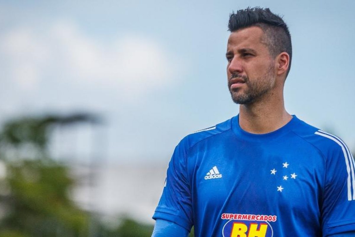 Saiba quais goleiros ficaram mais jogos sem levar gols no Brasileirão desde 2003