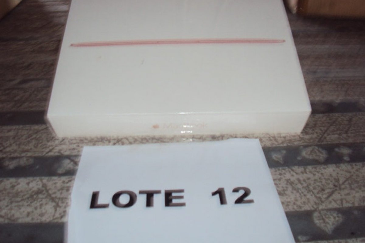 Receita Federal do Ceará realiza leilão com MacBook a partir de R$ 2,2 mil