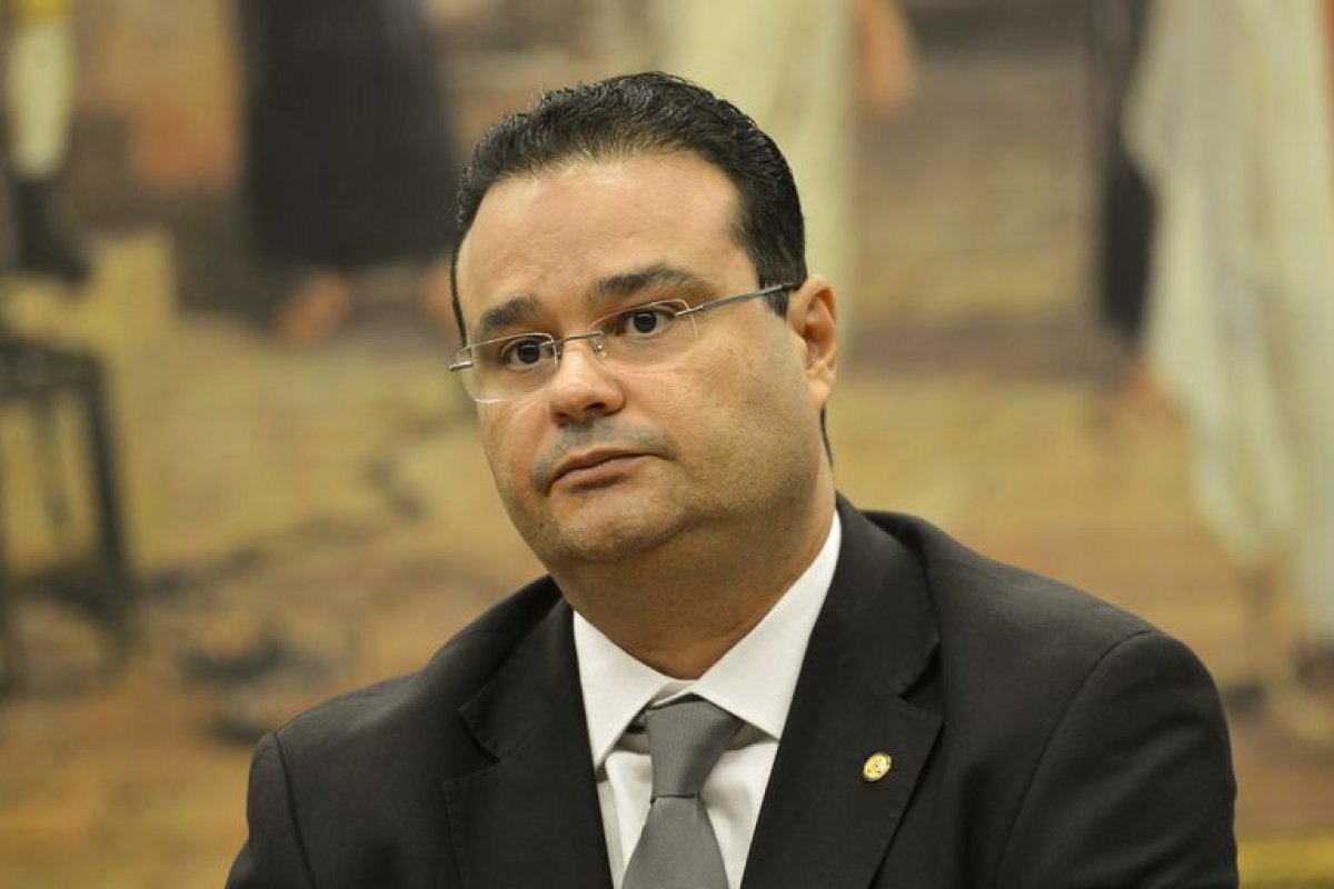 Deputado Fábio Trad vai pedir reabertura da comissão que analisa PEC da segunda instância