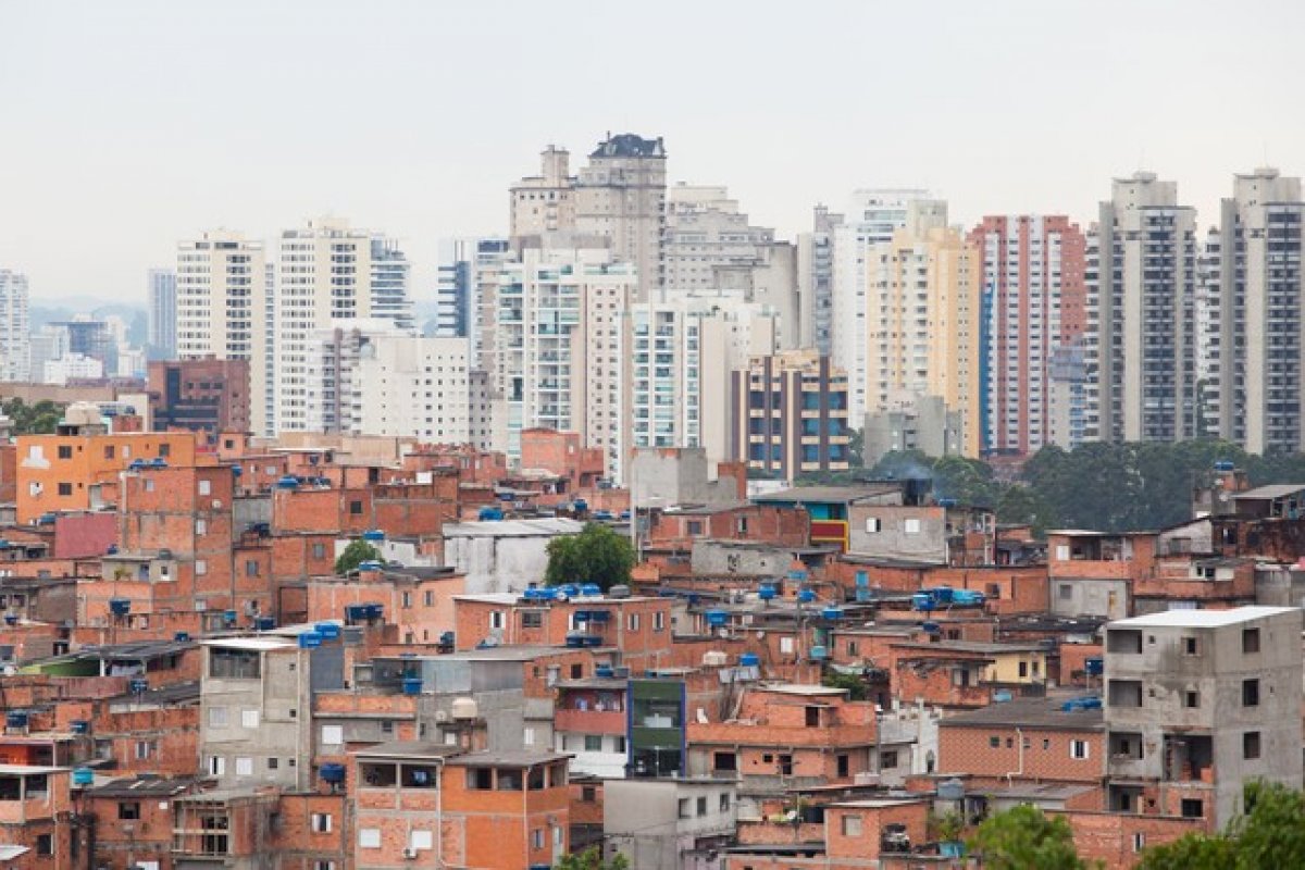 Países desiguais como o Brasil devem demorar mais tempo para sair da pandemia de Covid-19