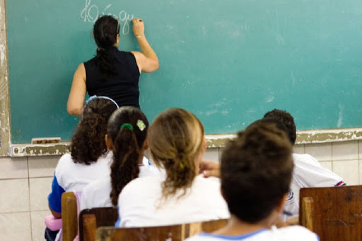 Brasil: um em cada quatro servidores públicos federais é professor