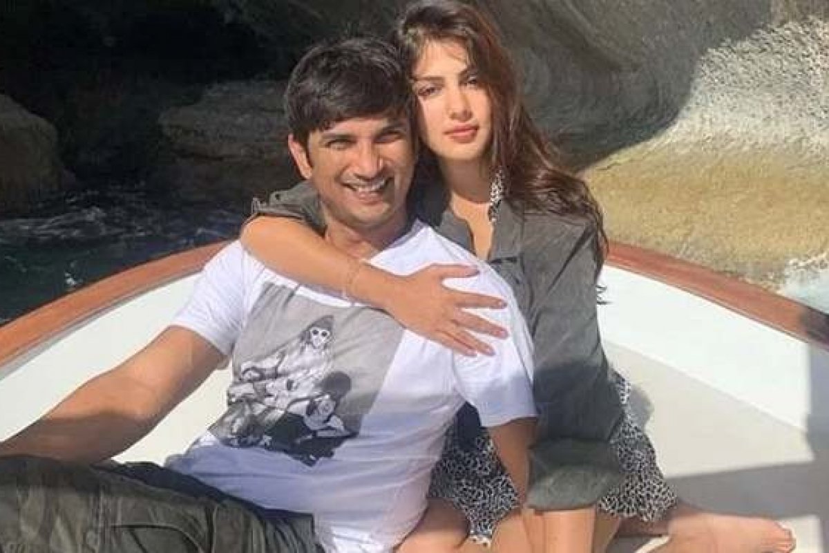 Estrela de Bollywood é acusada de envolvimento na morte do namorado