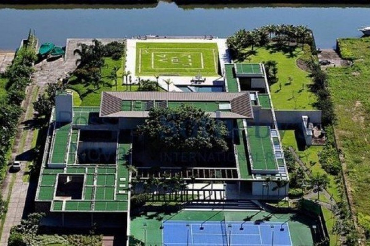 Neymar constrói anexo subterrâneo para não incomodar vizinhos