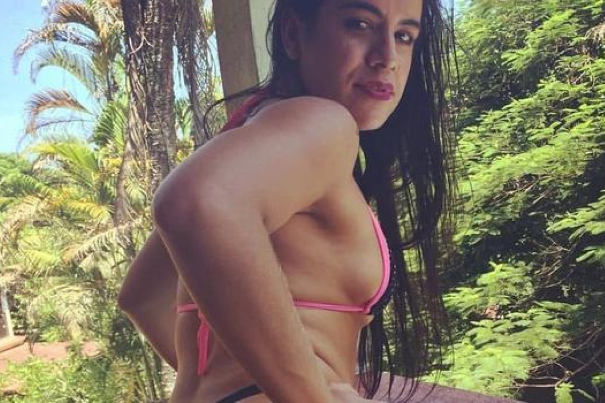 Morre atriz de filmes adultos esfaqueada por amiga