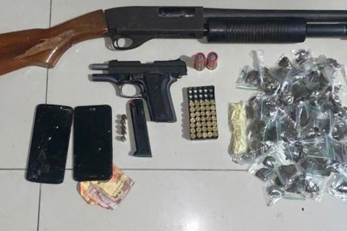 Dois suspeitos morrem em confronto com a polícia no bairro de São Cristóvão, em Salvador