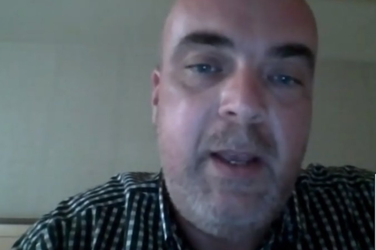 Fundação vinculada ao Itamaraty alega que as máscaras contra a covid-19 são "nocivas" à saúde