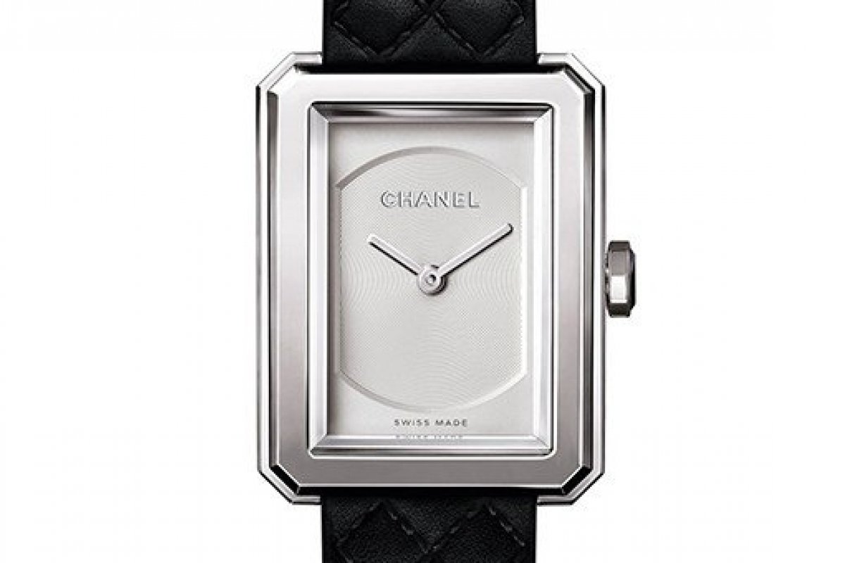 Chanel lança novas versões de seu famoso relógio ‘Boyfriend’