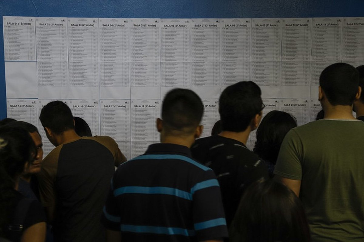 Contratação de servidores federais por concurso é a menor desde 2011