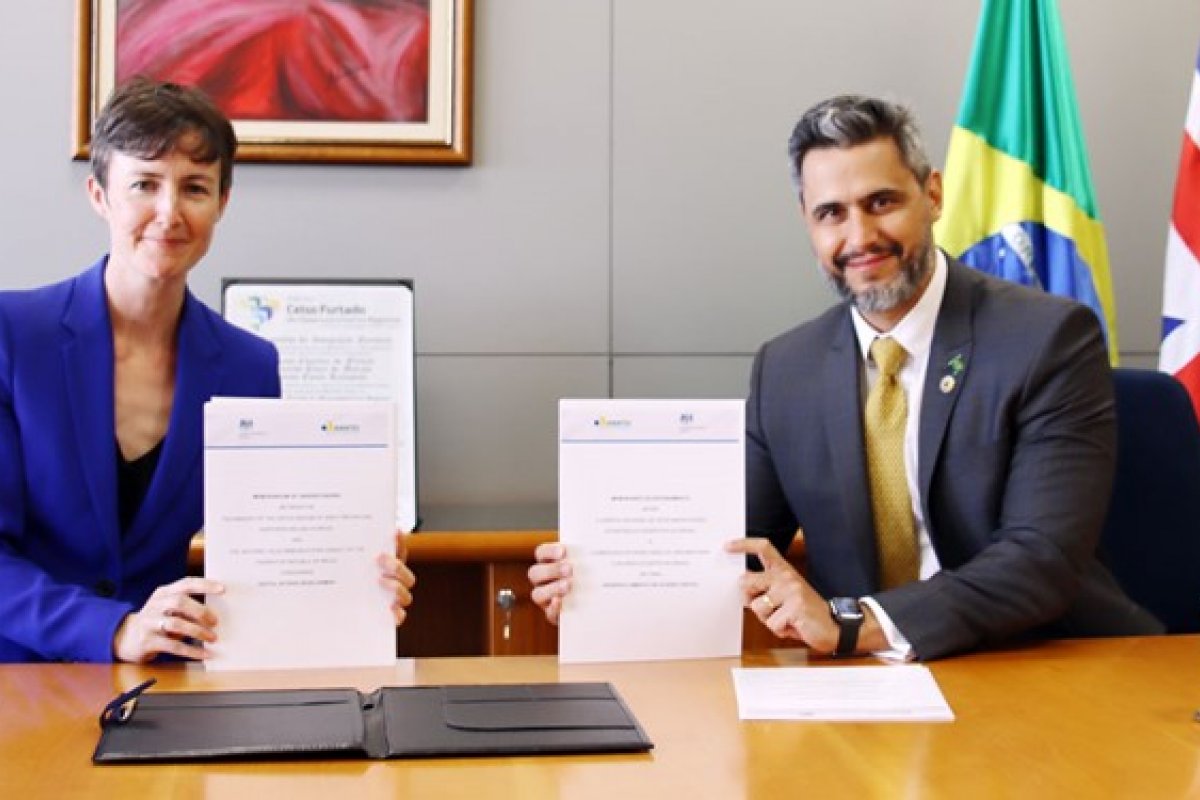 Reino Unido vai investir R$ 95 milhões no Brasil para o desenvolvimento do acesso digital