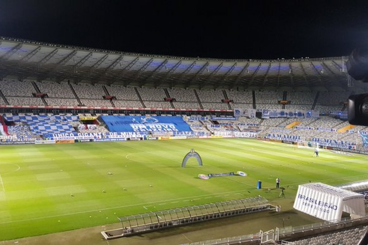 Vitória perde para o Cruzeiro e segue sem conquistar triunfo fora de casa na Série B