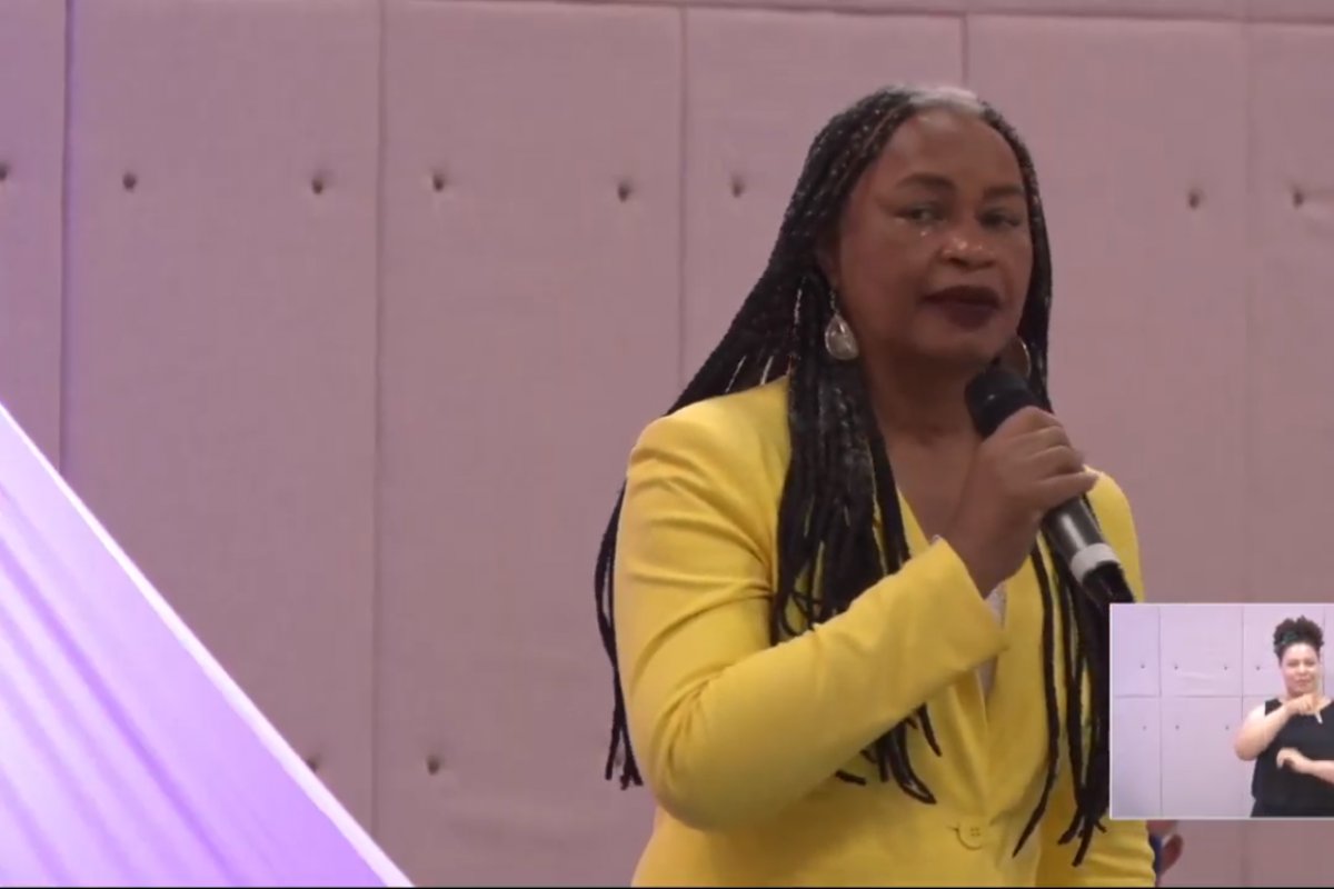 PCdoB confirma candidatura de Olívia Santana à prefeitura de Salvador