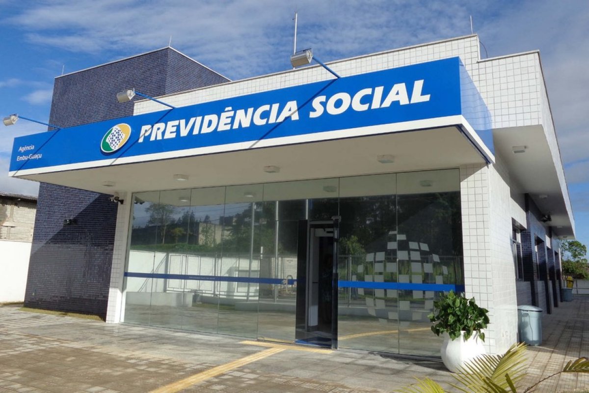INSS retoma atendimentos presenciais nesta segunda-feira (14)