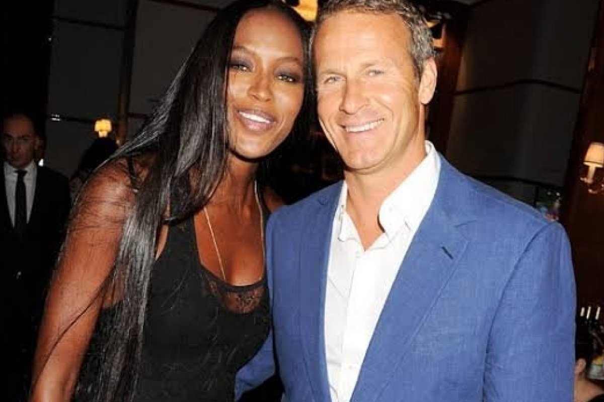 Babado! Ex-namorado de Naomi Campbell processa a top por suposto ‘calote’