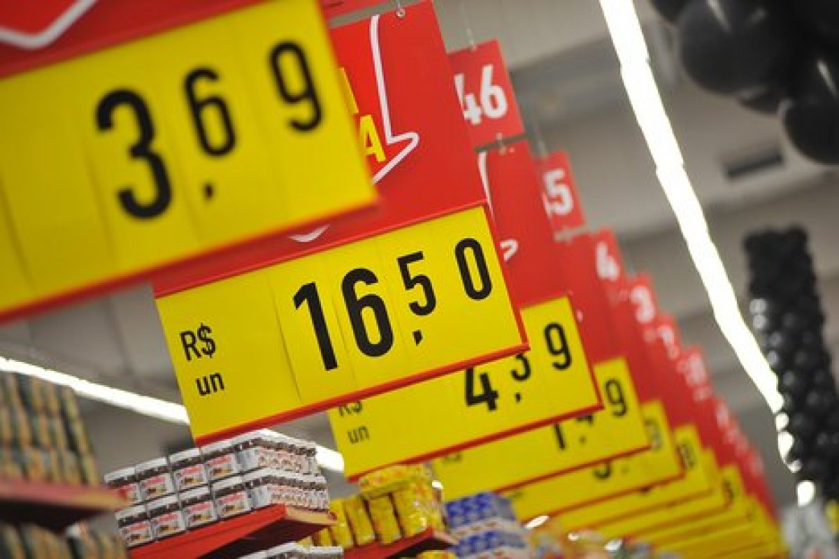 IPEA: inflação para famílias mais pobres supera variação esperada para agosto