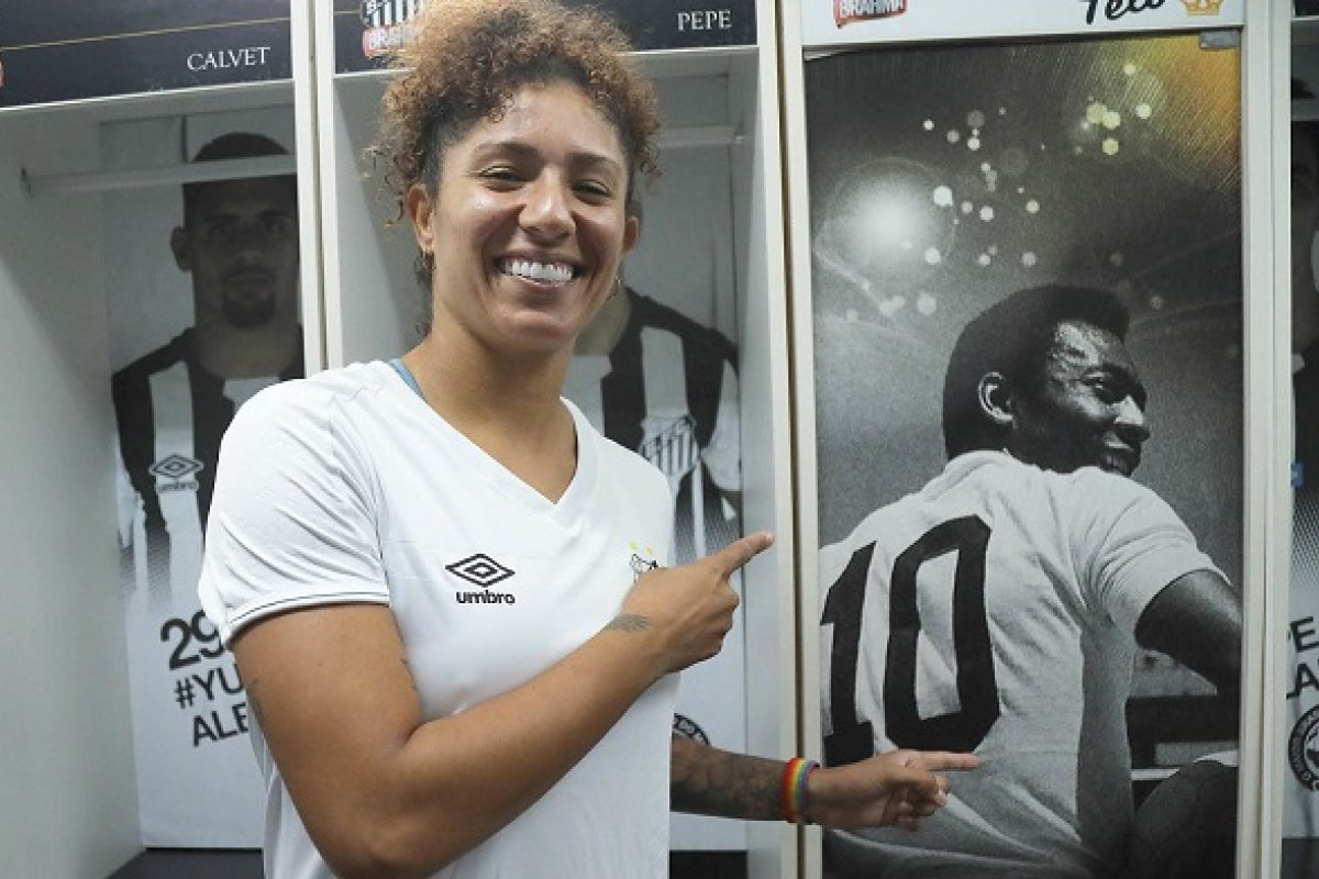 Cristiane é cortada da seleção feminina