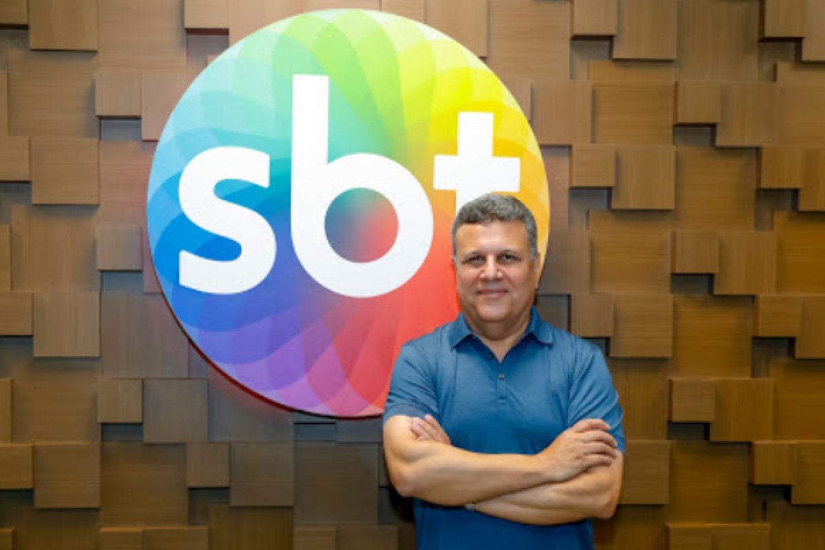 Téo José acaba de assinar contrato para ser o narrador oficial do SBT