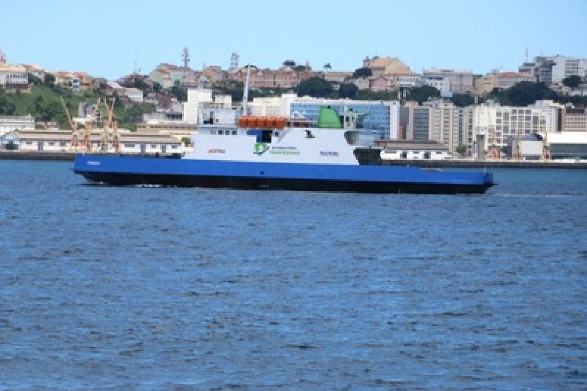 Autor de homicídios na região do Subúrbio Ferroviário é preso dentro de táxi no Ferry-Boat