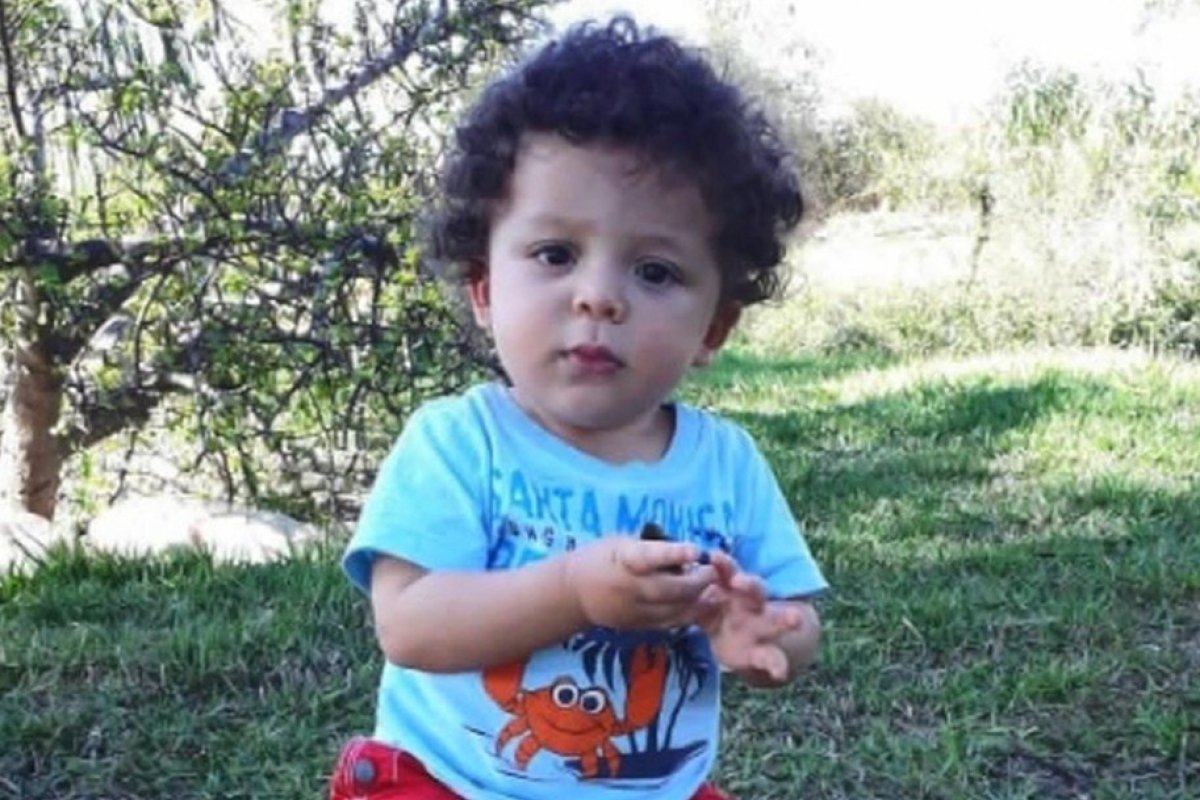 Bebê de um ano morre após ser picado por um escorpião