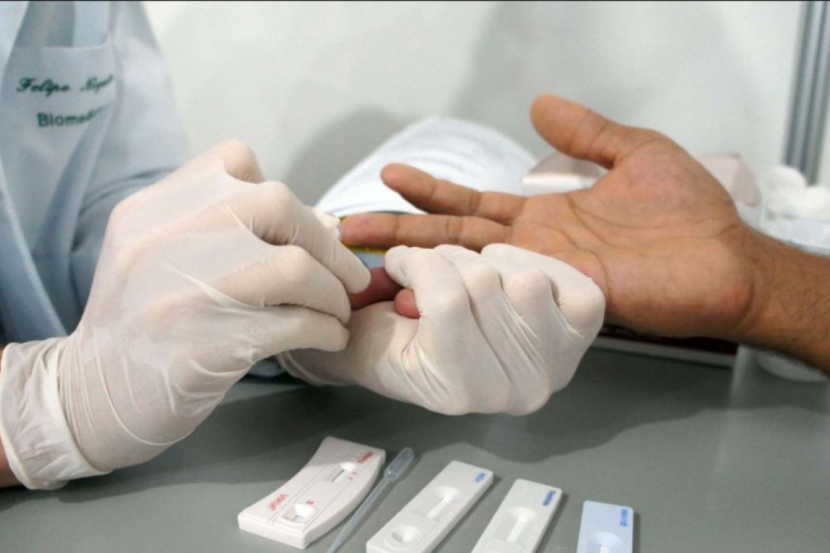 Julho "Amarelo" destaca a importância da prevenção e tratamento das Hepatites Virais