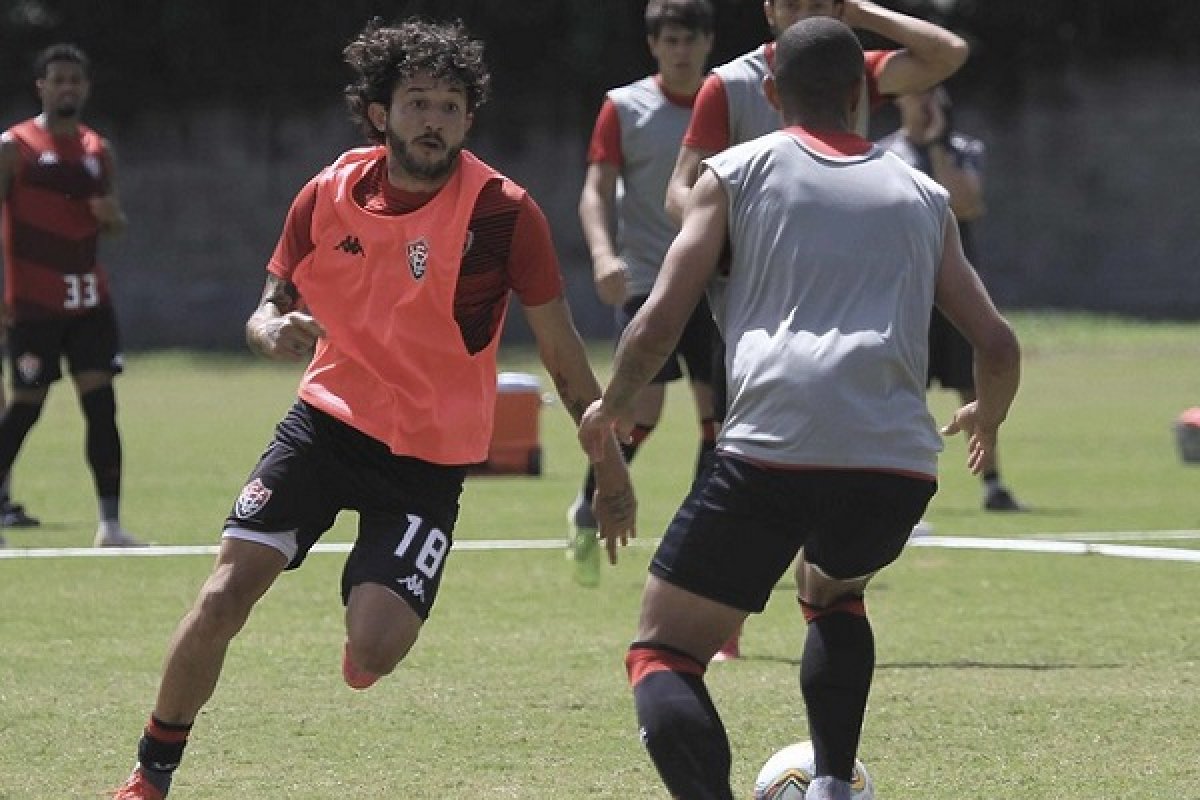 Vitória terá 10 dias de treino antes de confronto contra o Oeste
